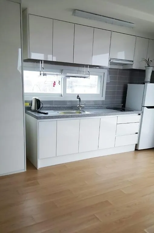 Geomunoreum Odi House Jeju 0*,